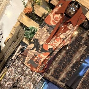 Vintage 70s Sleeveless Collar Top